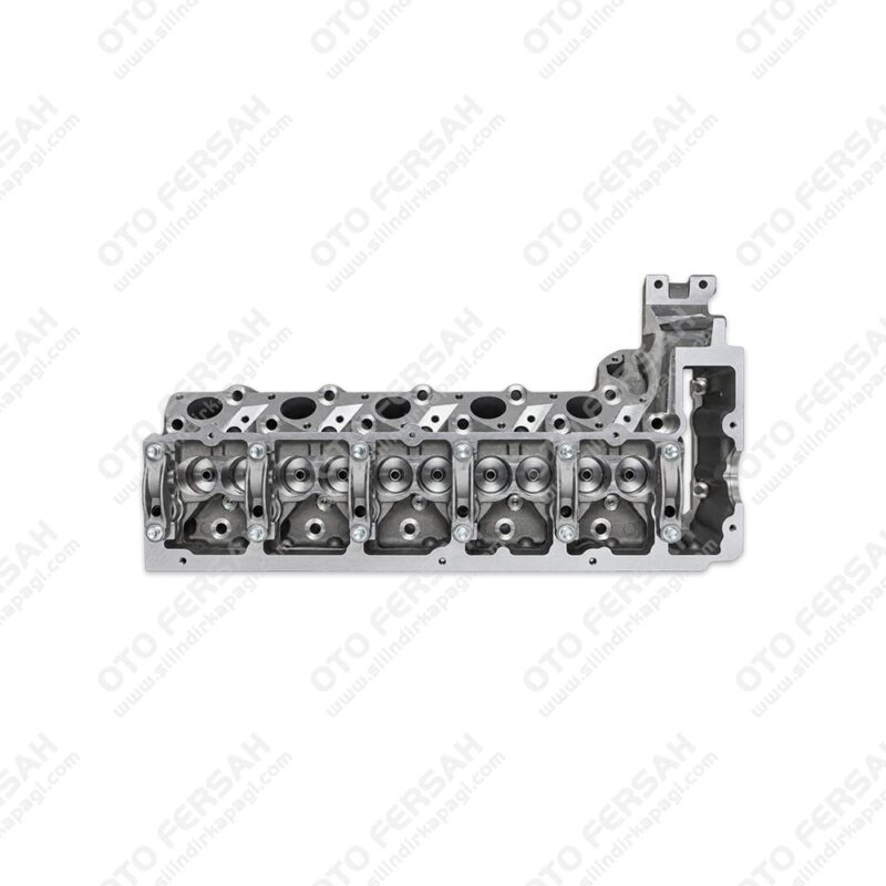 Mercedes Sprinter 212 D Silindir Kapağı - Ön Görünüm